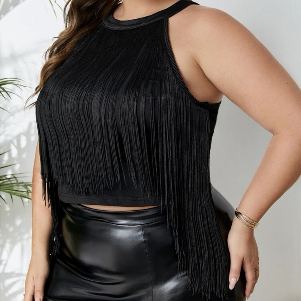 Privé Plus Fringe Trim Asymmetrical Hem Top 1X